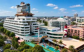 A-One The Royal Cruise Hotel Pattaya